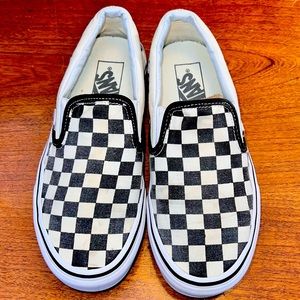 Classic checkered Vans (slip on)